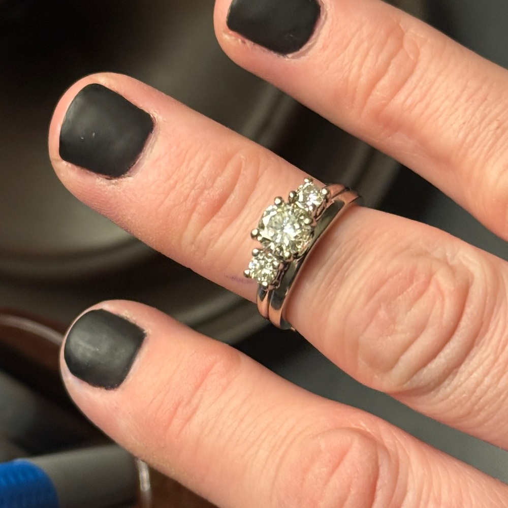 Diamond Wedding Set
14k White Gold• Princess Cut• 3 stone - Picture 9 of 15